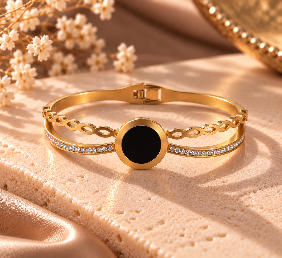 JARSÉA Noir Luxe Bracelet
