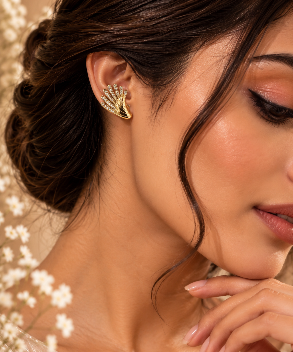 JARSÉA Radiance Fan Stud Earrings