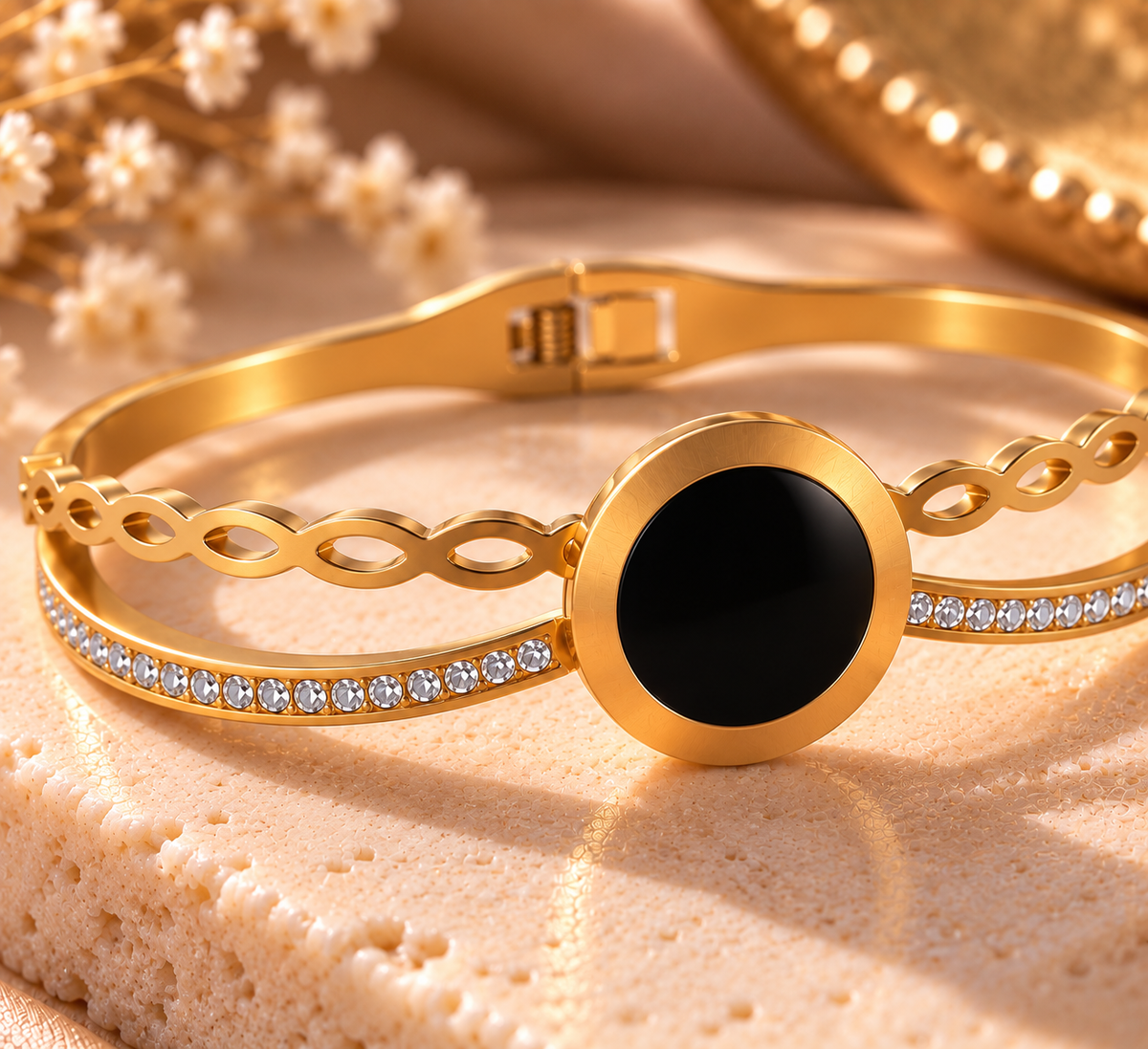 JARSÉA Noir Luxe Bracelet