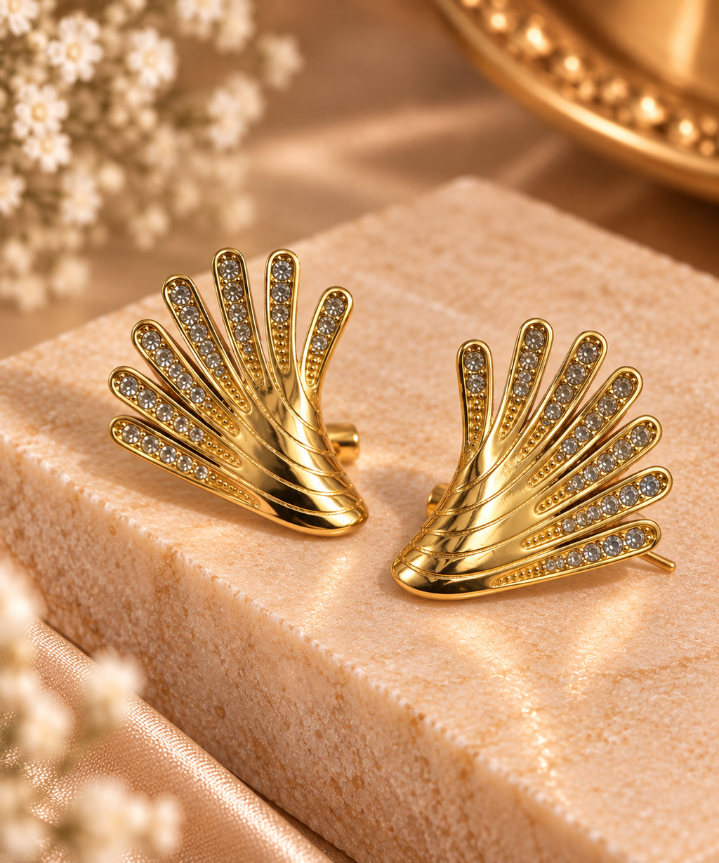 JARSÉA Radiance Fan Stud Earrings